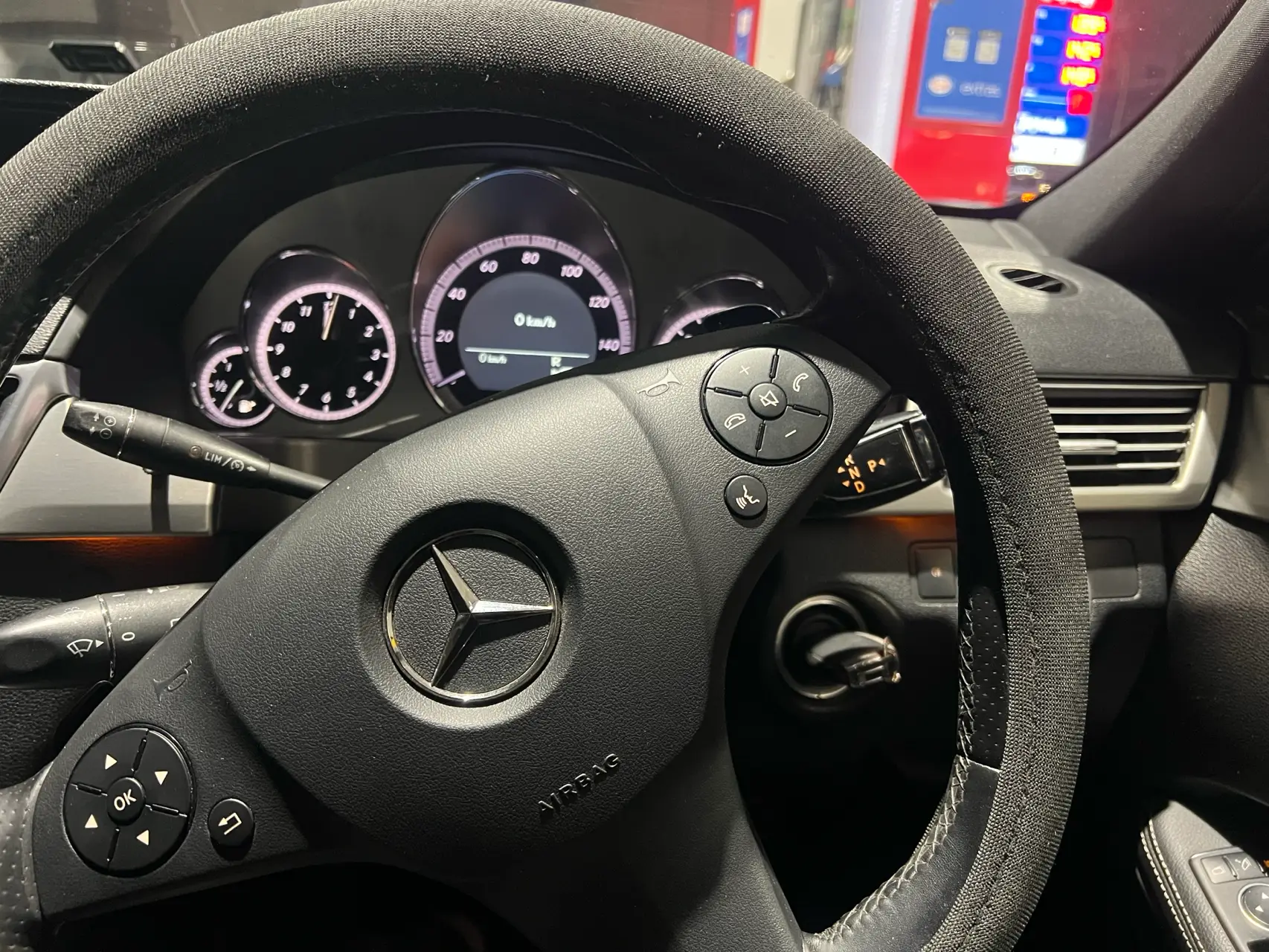 mercedes-benz-e-class-amg 2011 – 4