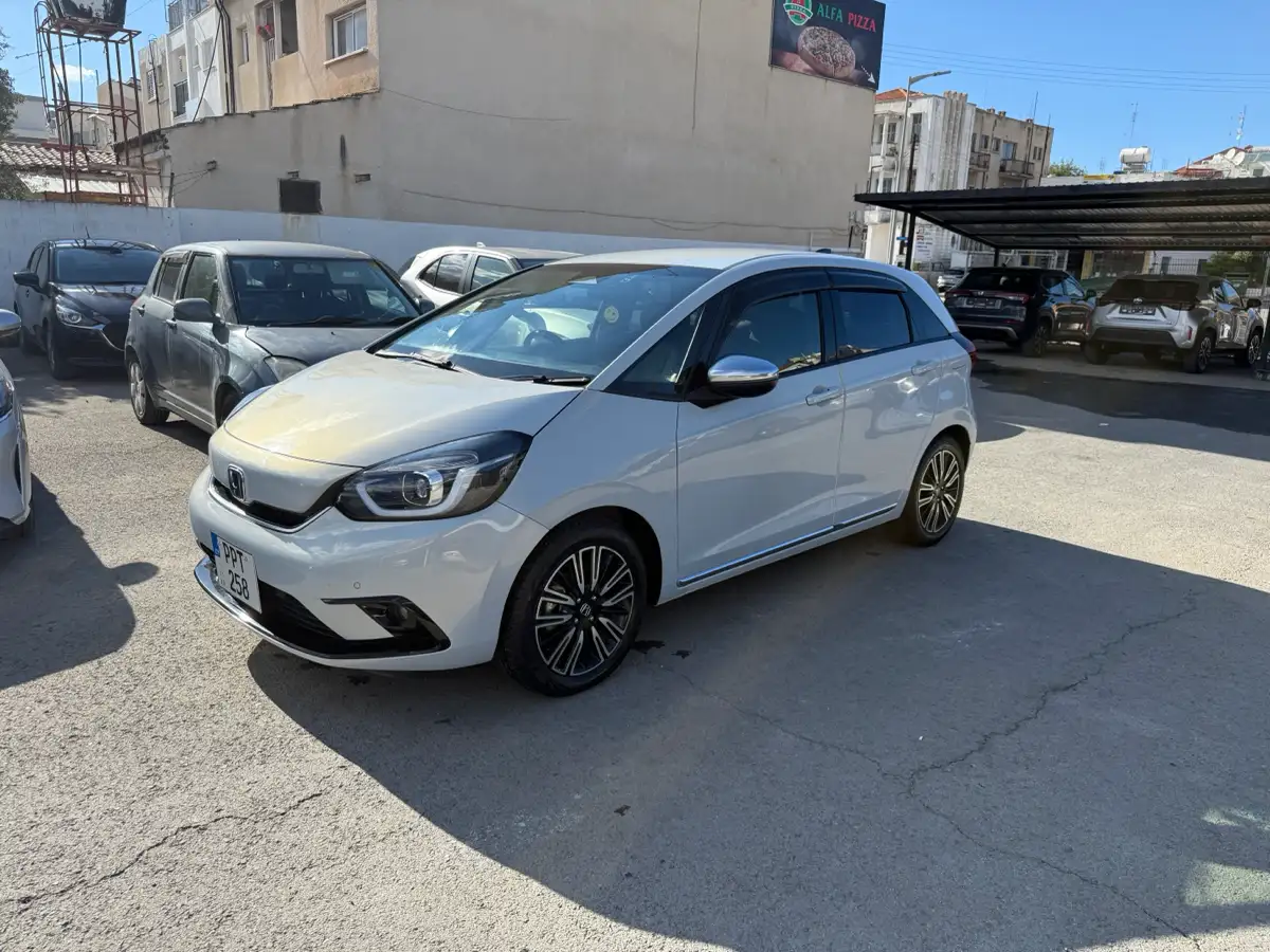 Honda Fit Hybrid – 1