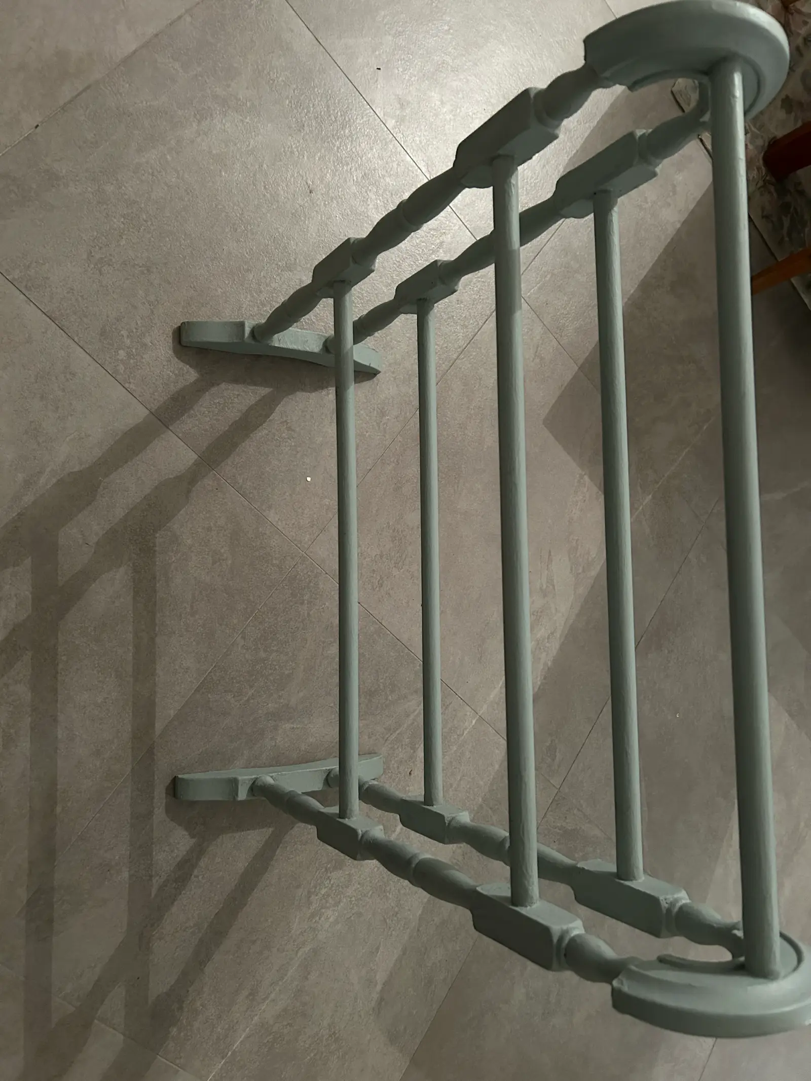 Towel Stand – 2