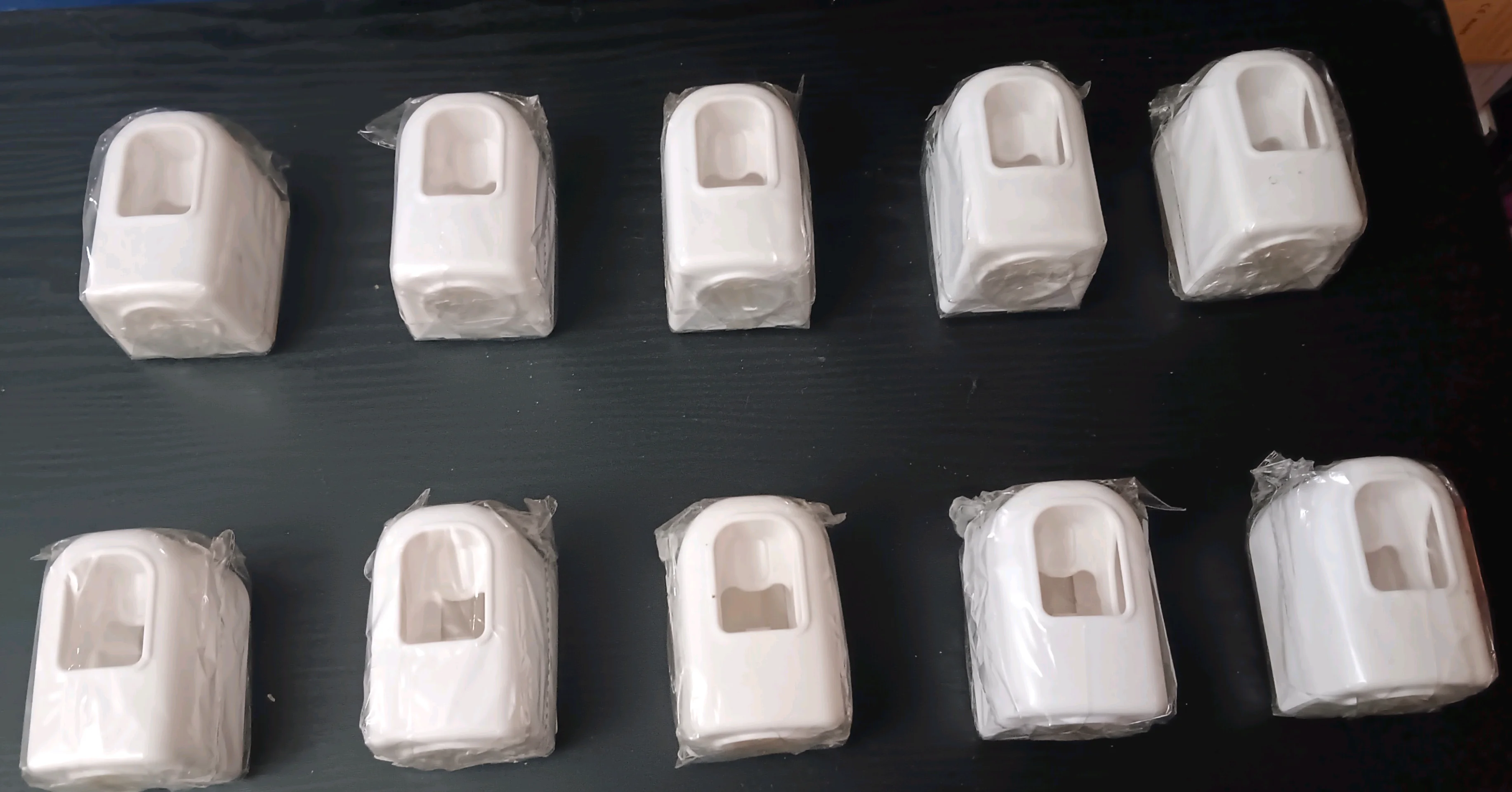 TOOTHPASTE HOLDERS – 1
