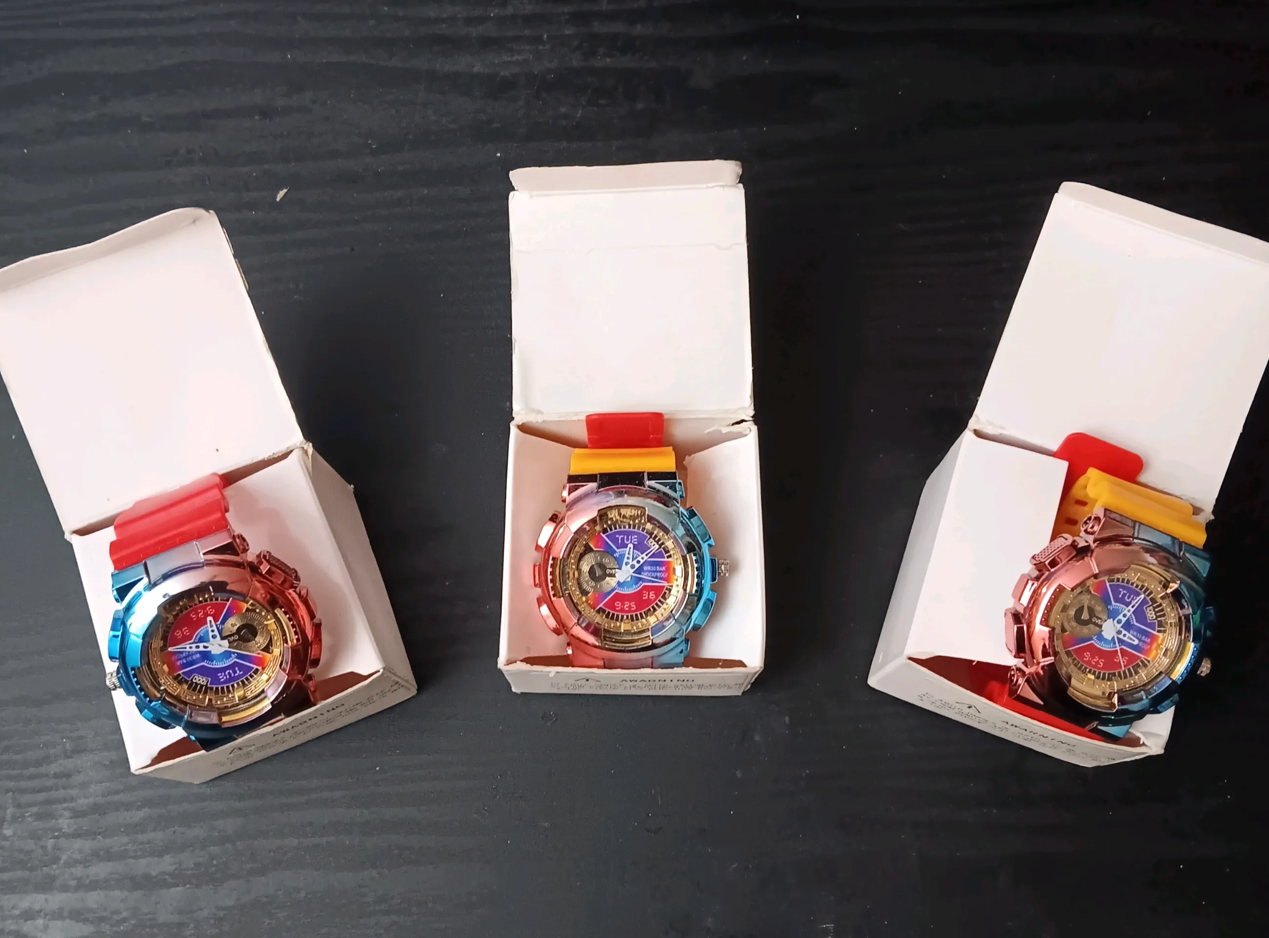 MULTI-COLORS CROME WATCHES (EACH)