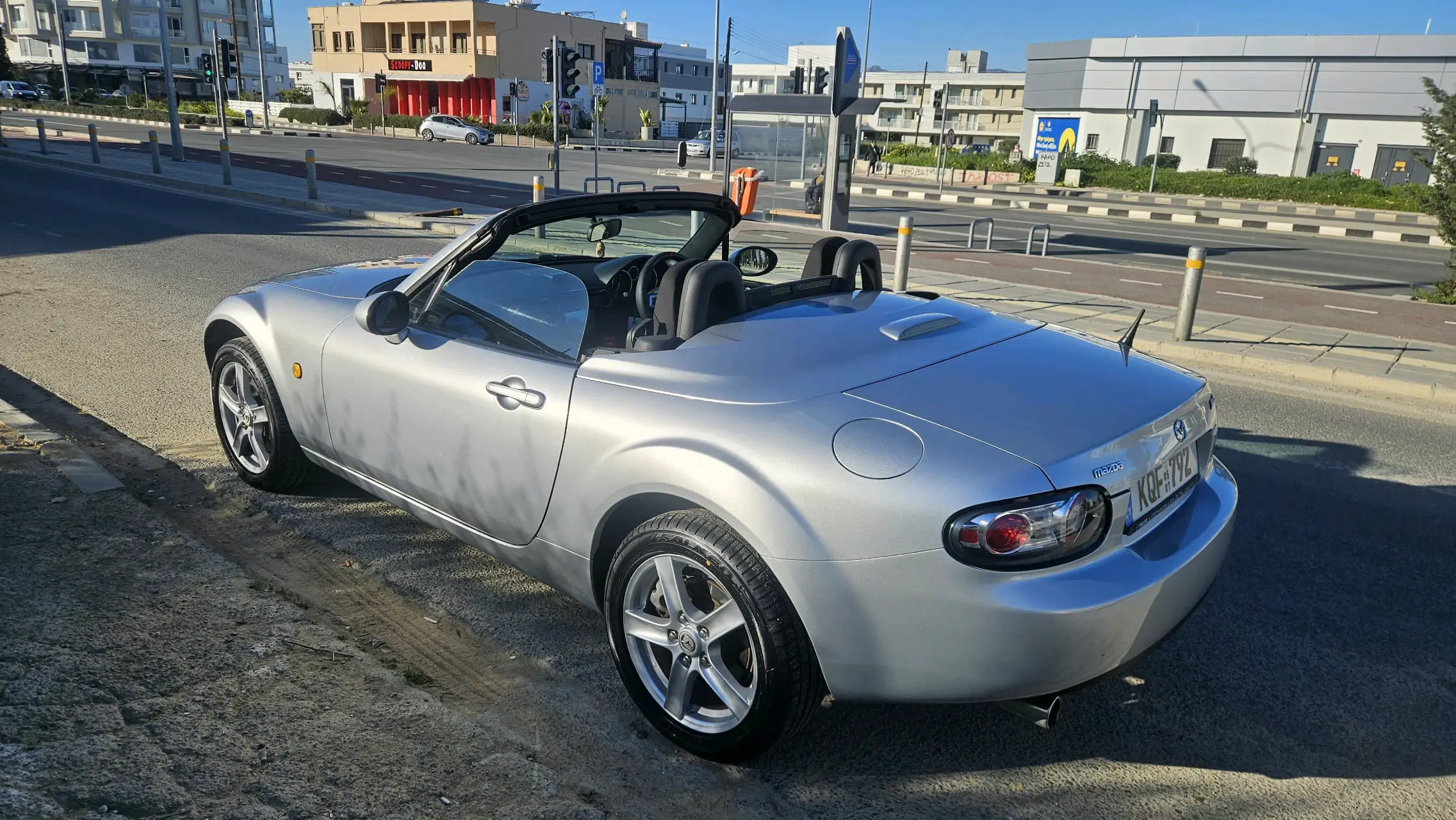Mazda MX-5 NC Roadster – 2