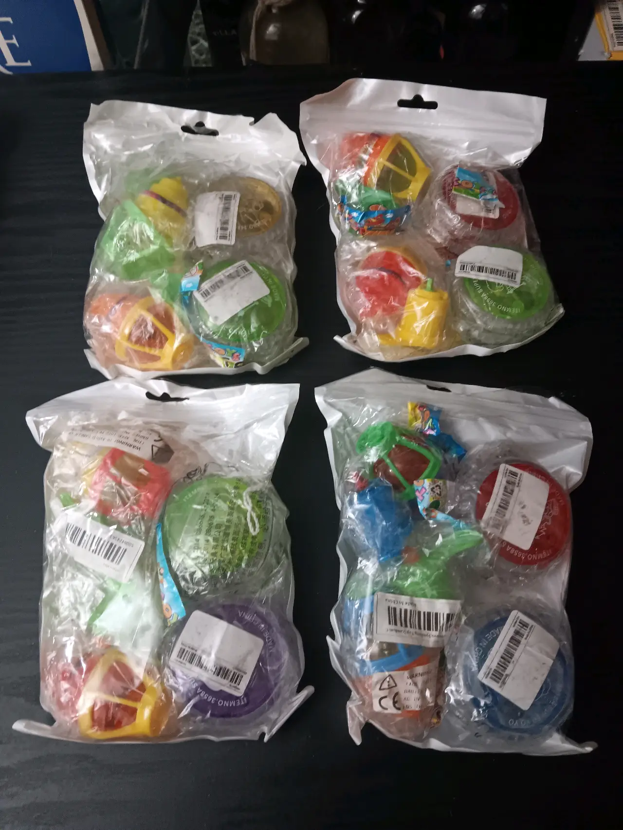 SPINNING LIGHT UP TOY TOPS/YO YO PACK (EACH) – 2