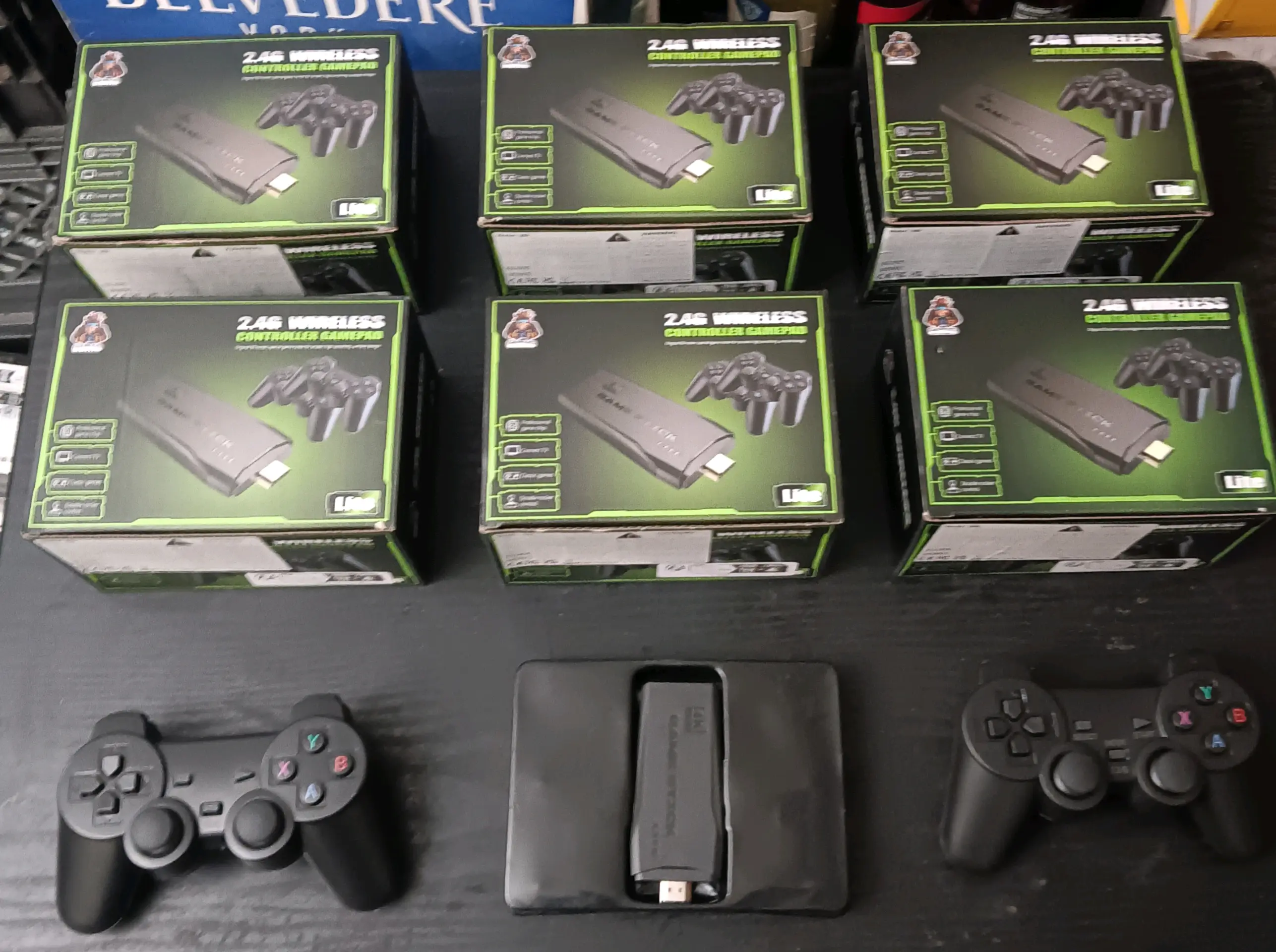 GAME STICK CLASSIC RETRO LITE 4K 2.4G GAMING CONSOLE (EACH)