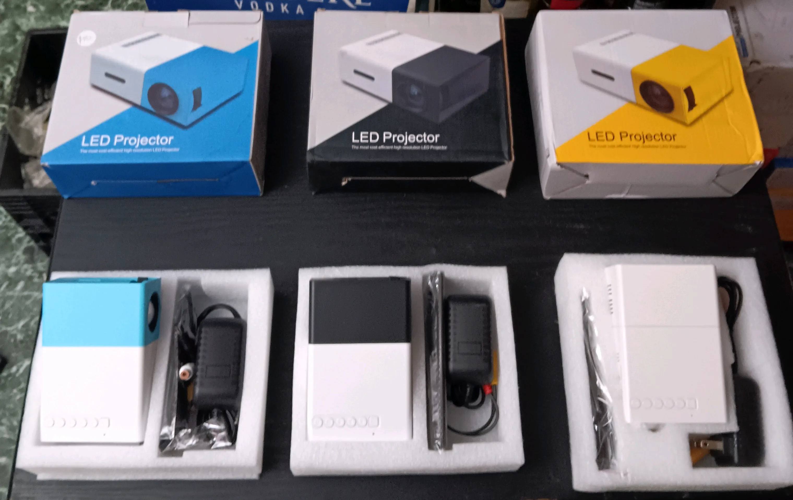 MINI LED PROJECTOR (EACH) – 1