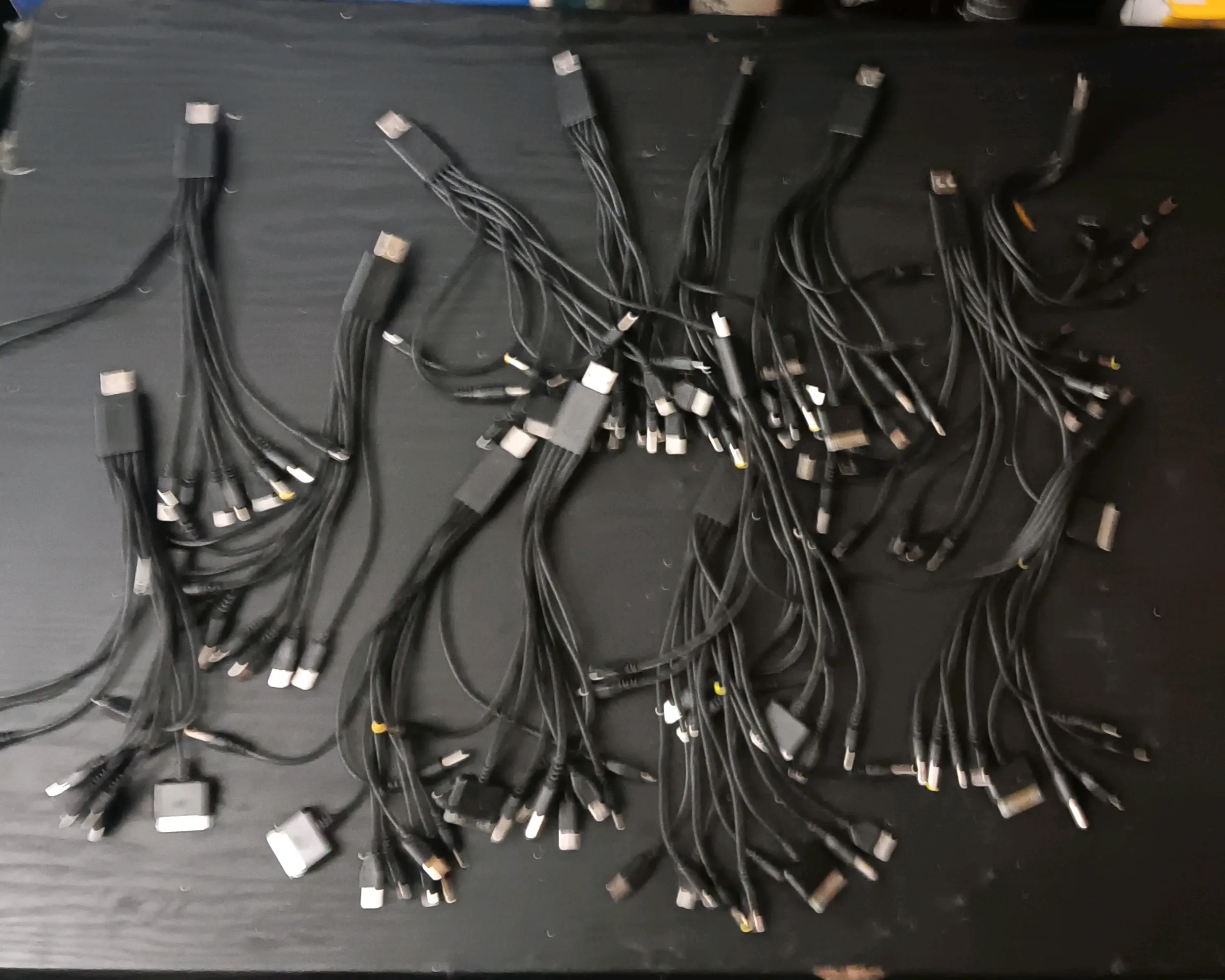 MULTIPLE CHARGING CABLE (EACH)