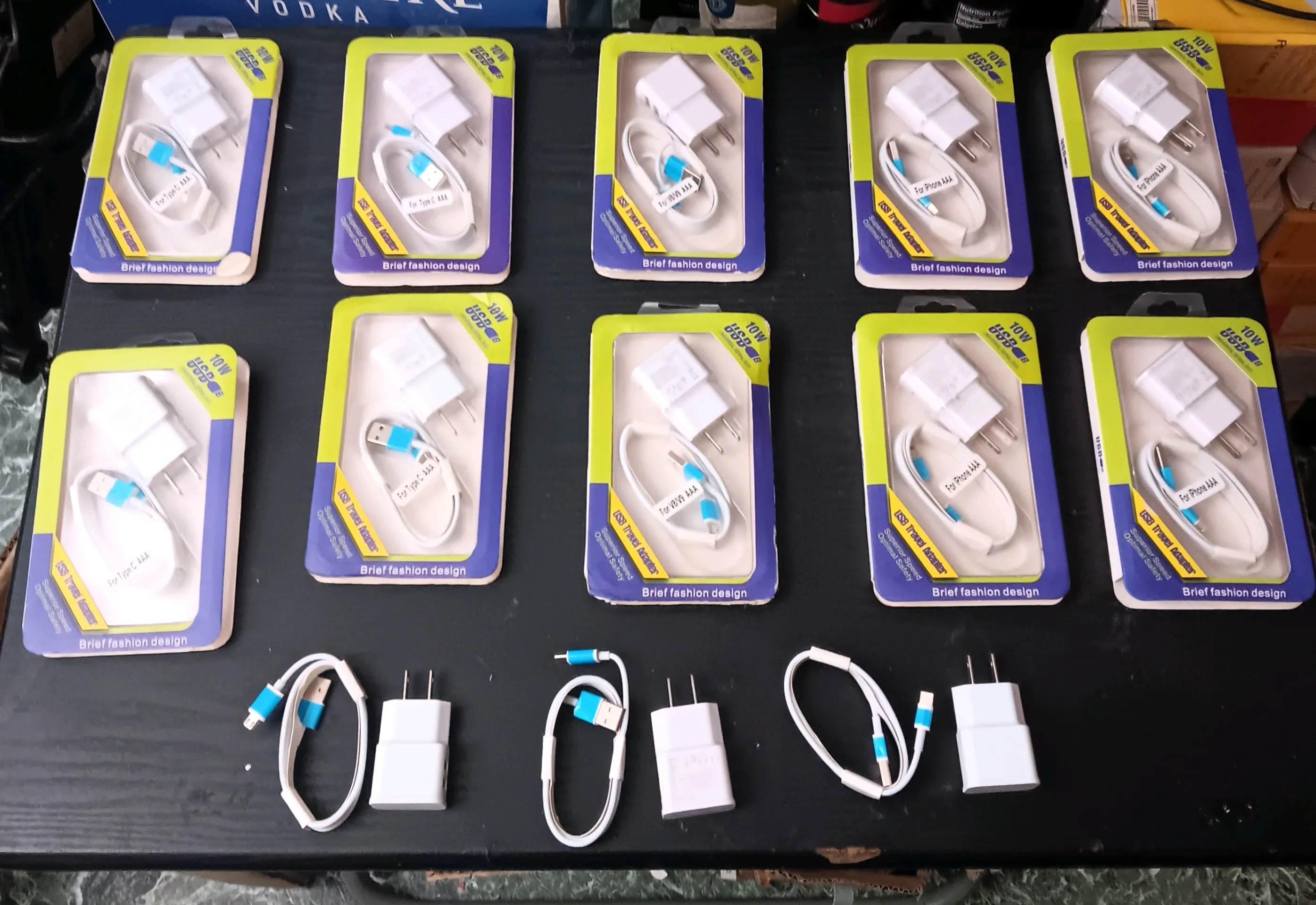 10W FAST SPEED CHARGERS W/BOX (EACH) – 1