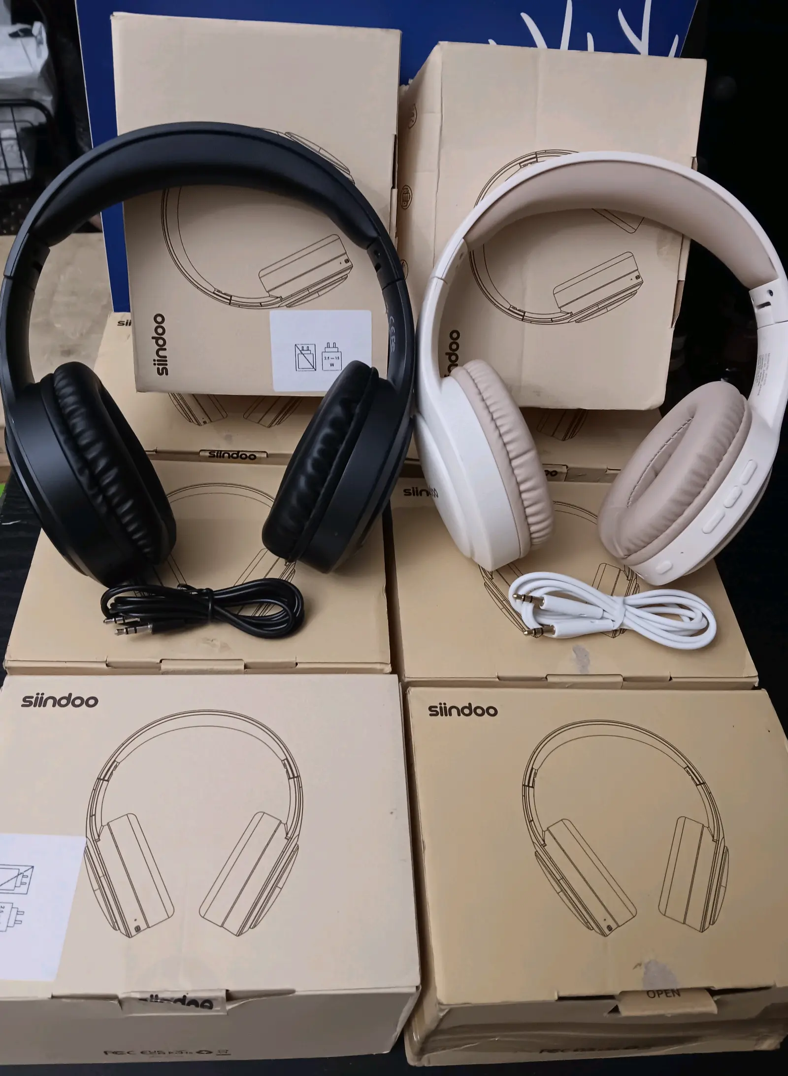 SIINDOO BLUETOOTH WIRELESS HEADPHONES (EACH