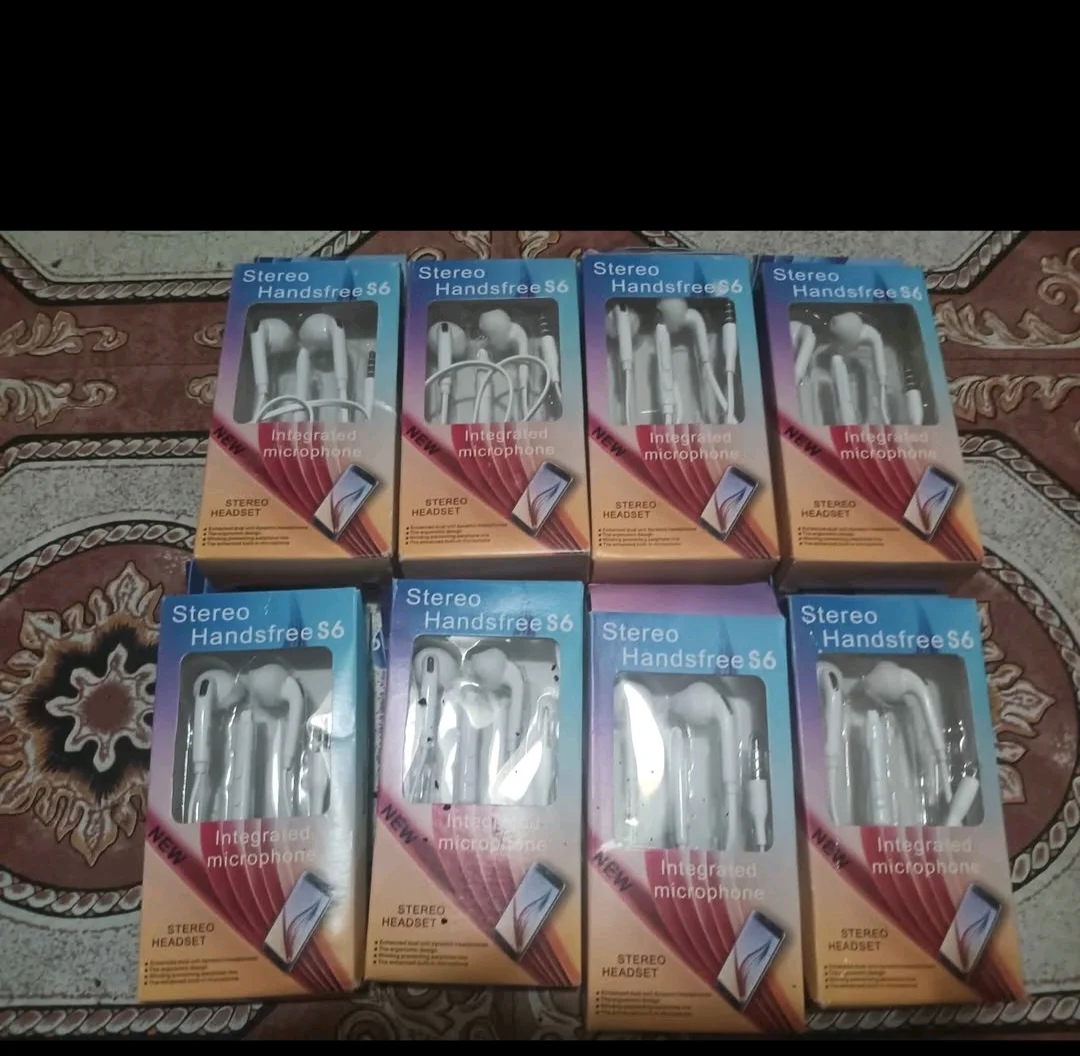 HANDFREE S6 STERO WIRED EARBUD (EACH)