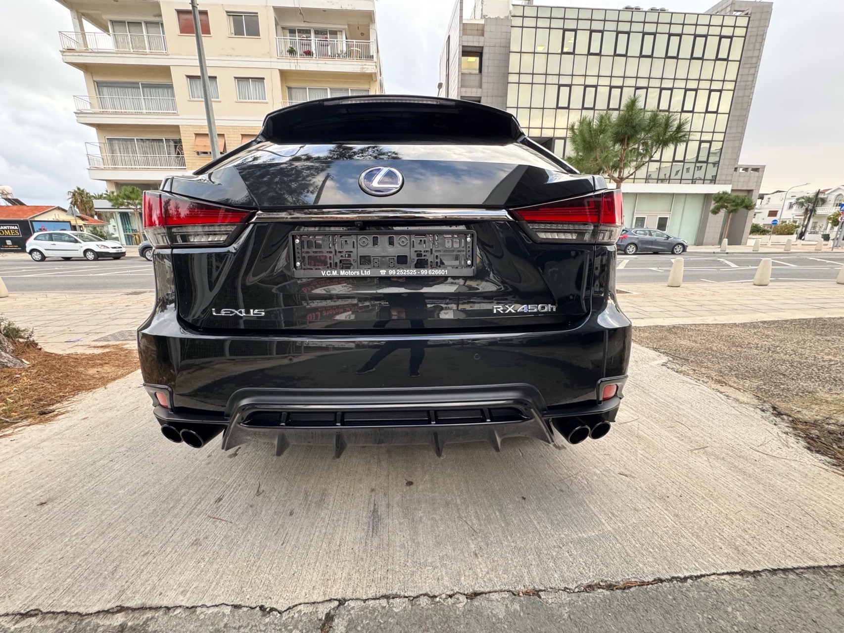 Lexus – 3