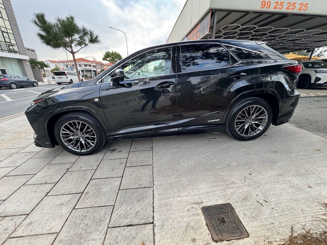 Lexus – 6