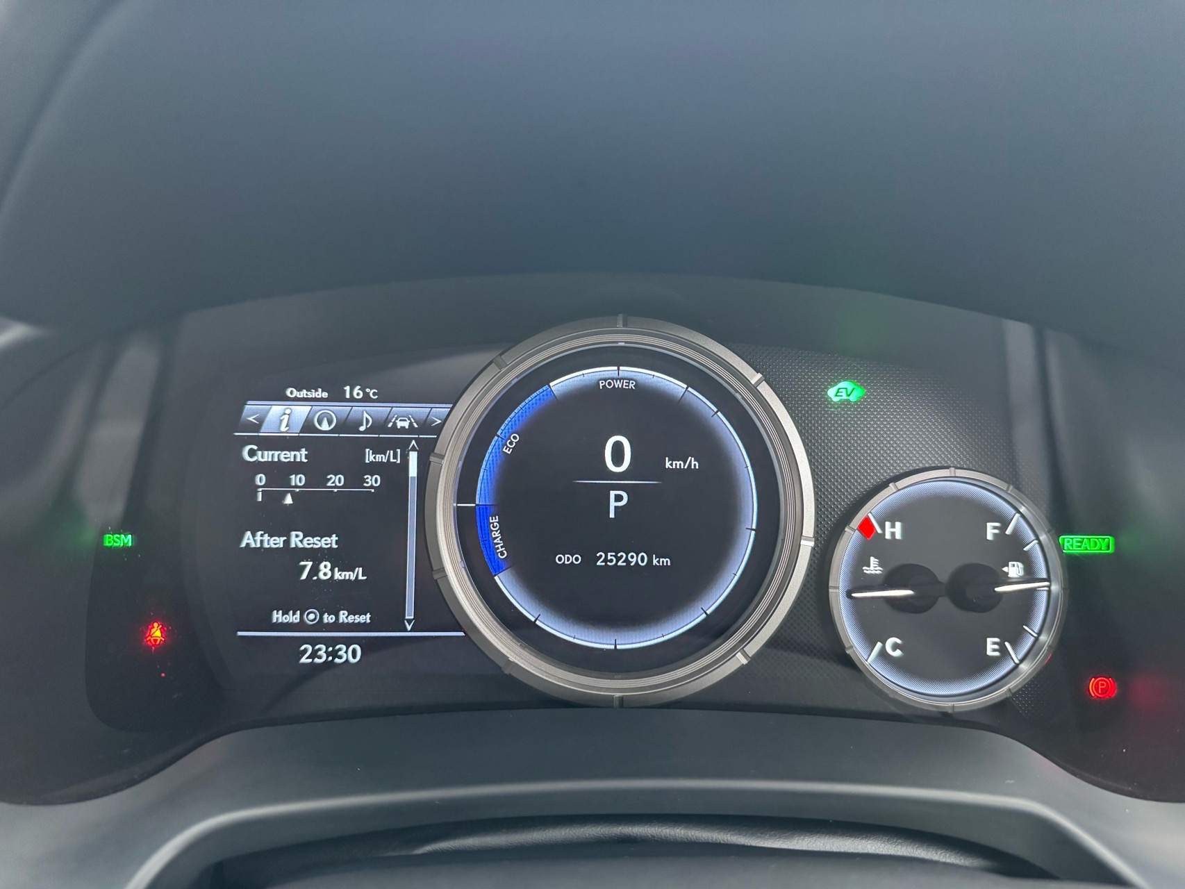Lexus – 20