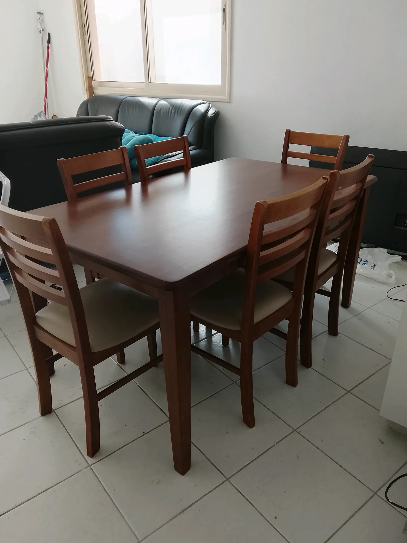 Dining Set With 6 Chairs – 1