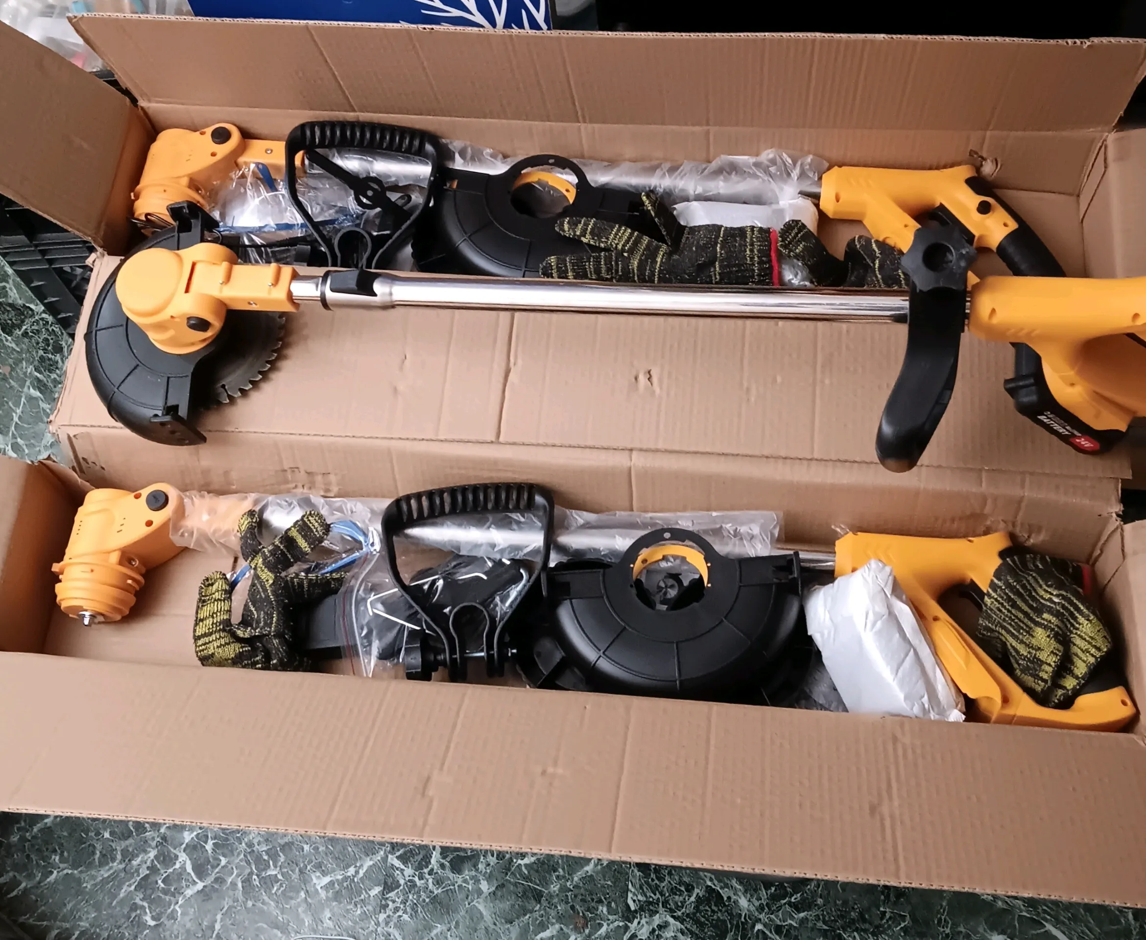 ELECTRIC STYLE LAWN MOWER (EACH)