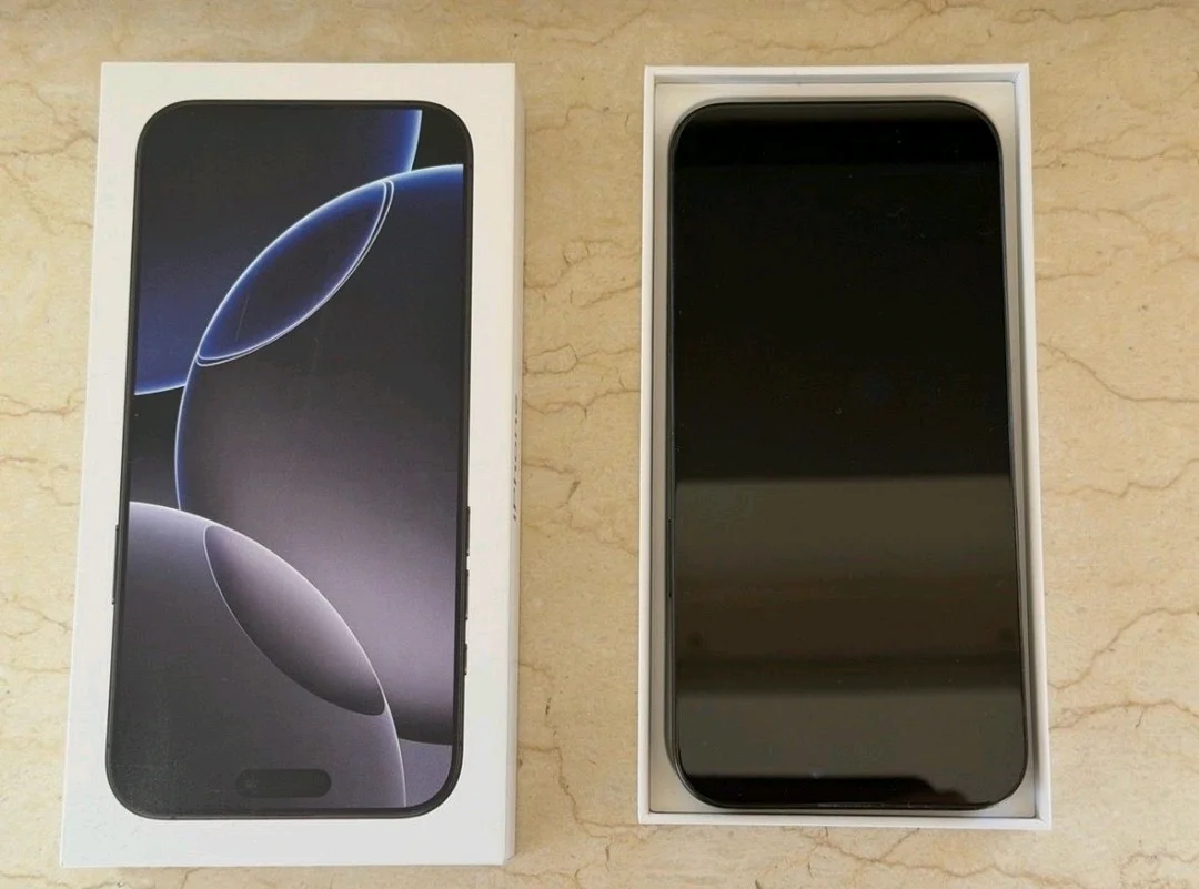 iPhone 16 Pro Max 512GB Unlocked – 2