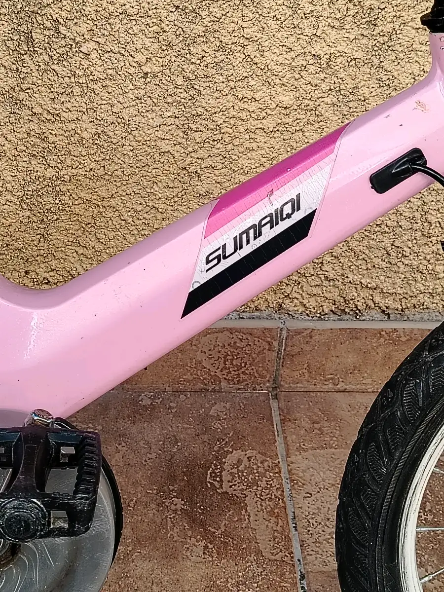 Second Hand Children Bicycle sumaiqi Aluminum very Light rare To find It in Cyprus. – 2