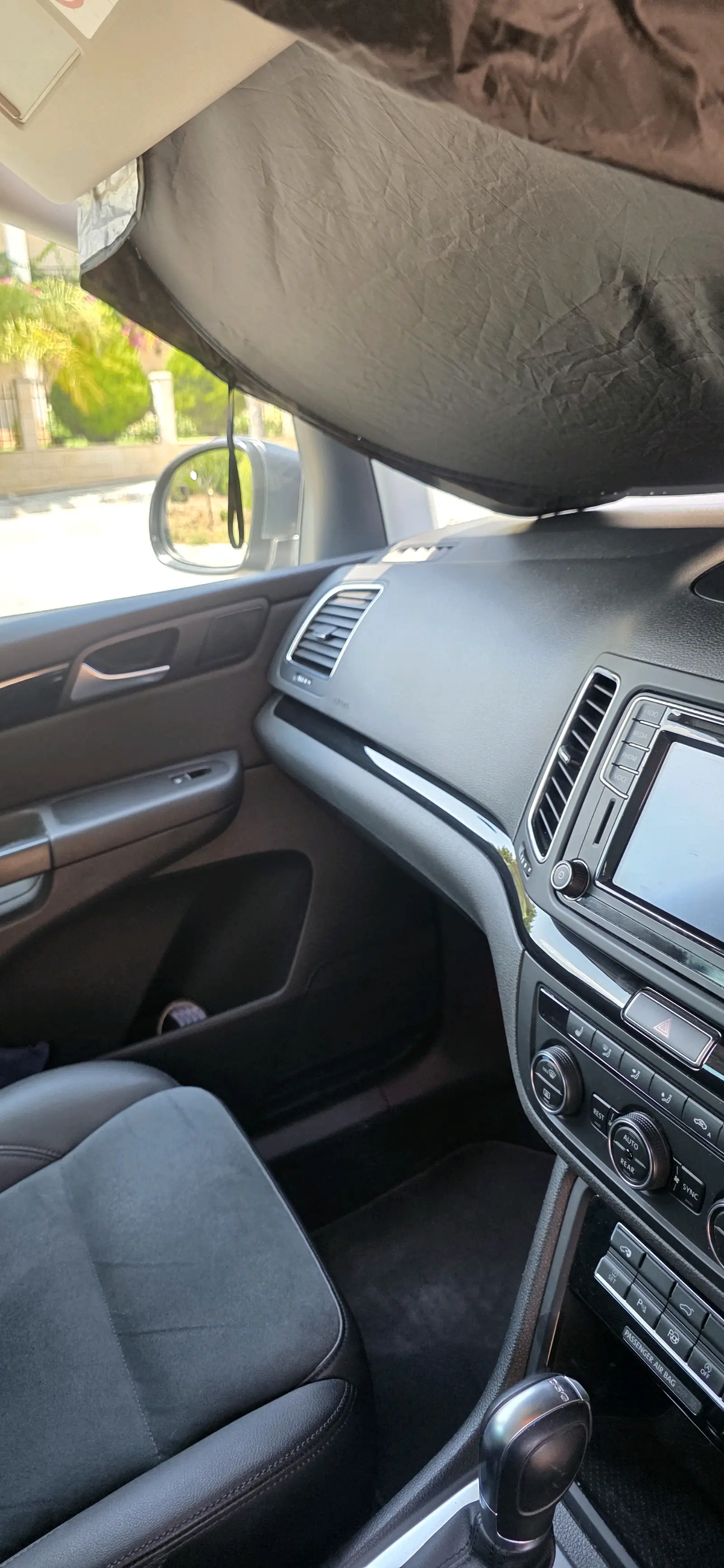 VW SHARAN 20L TDI – 7