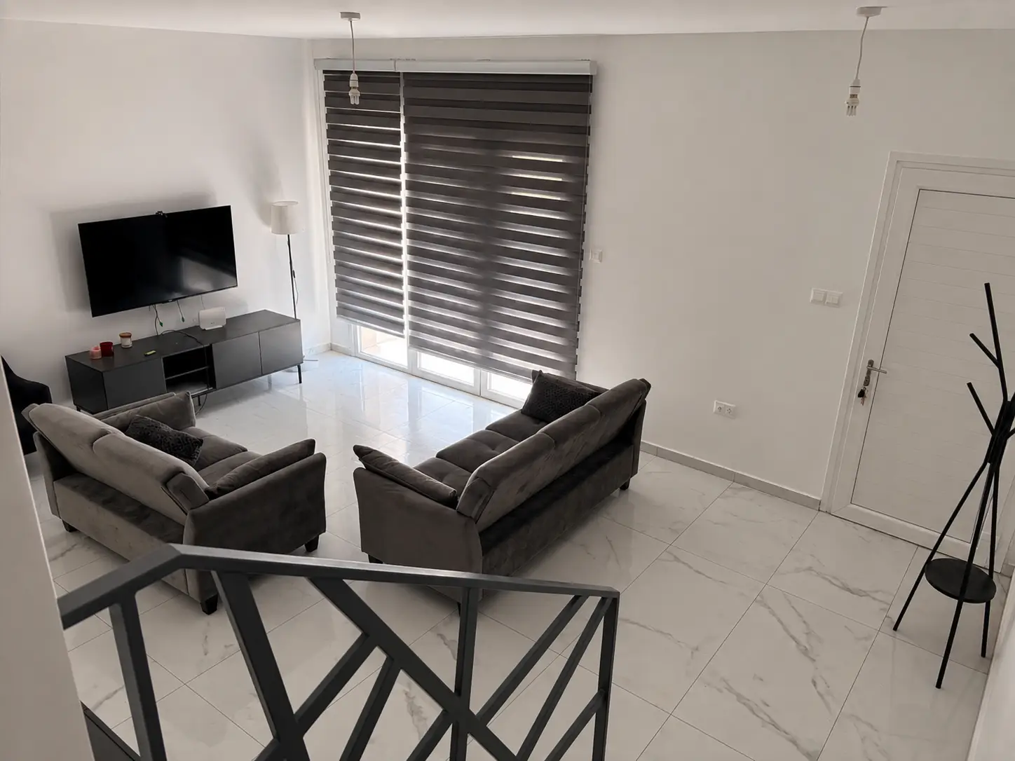 3 Bedroom Detached house For Rent – 3