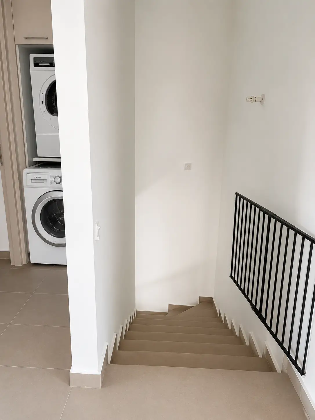 3 Bedroom Detached house For Rent – 9