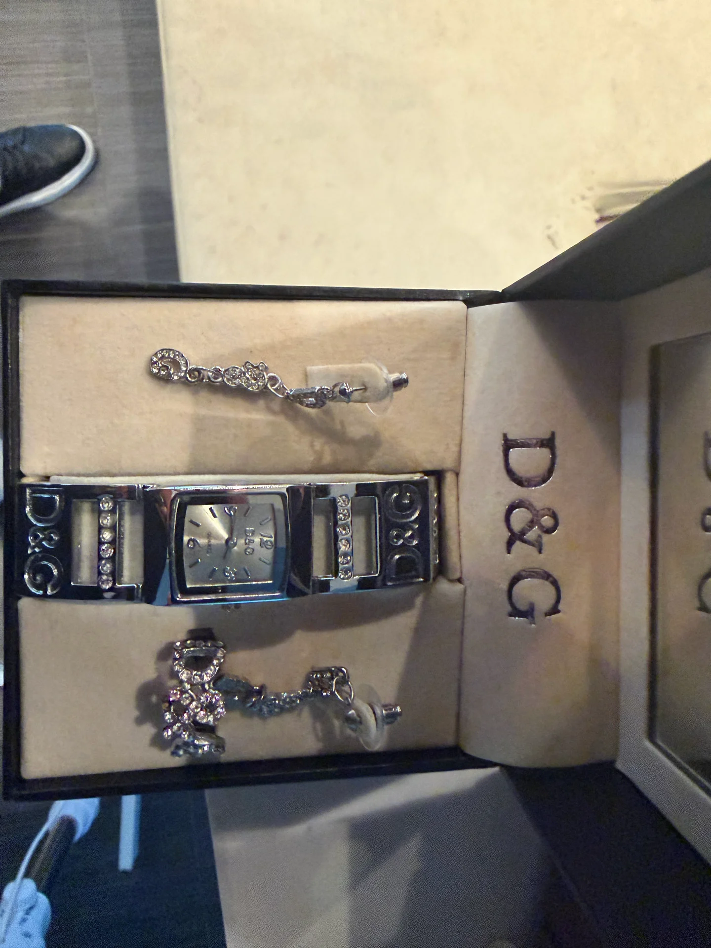 D&G Night & Day Crystal Bangle Watch & Earrings Set – 4