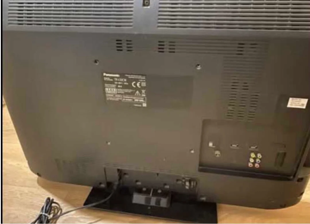 PANASONIC TV – 2