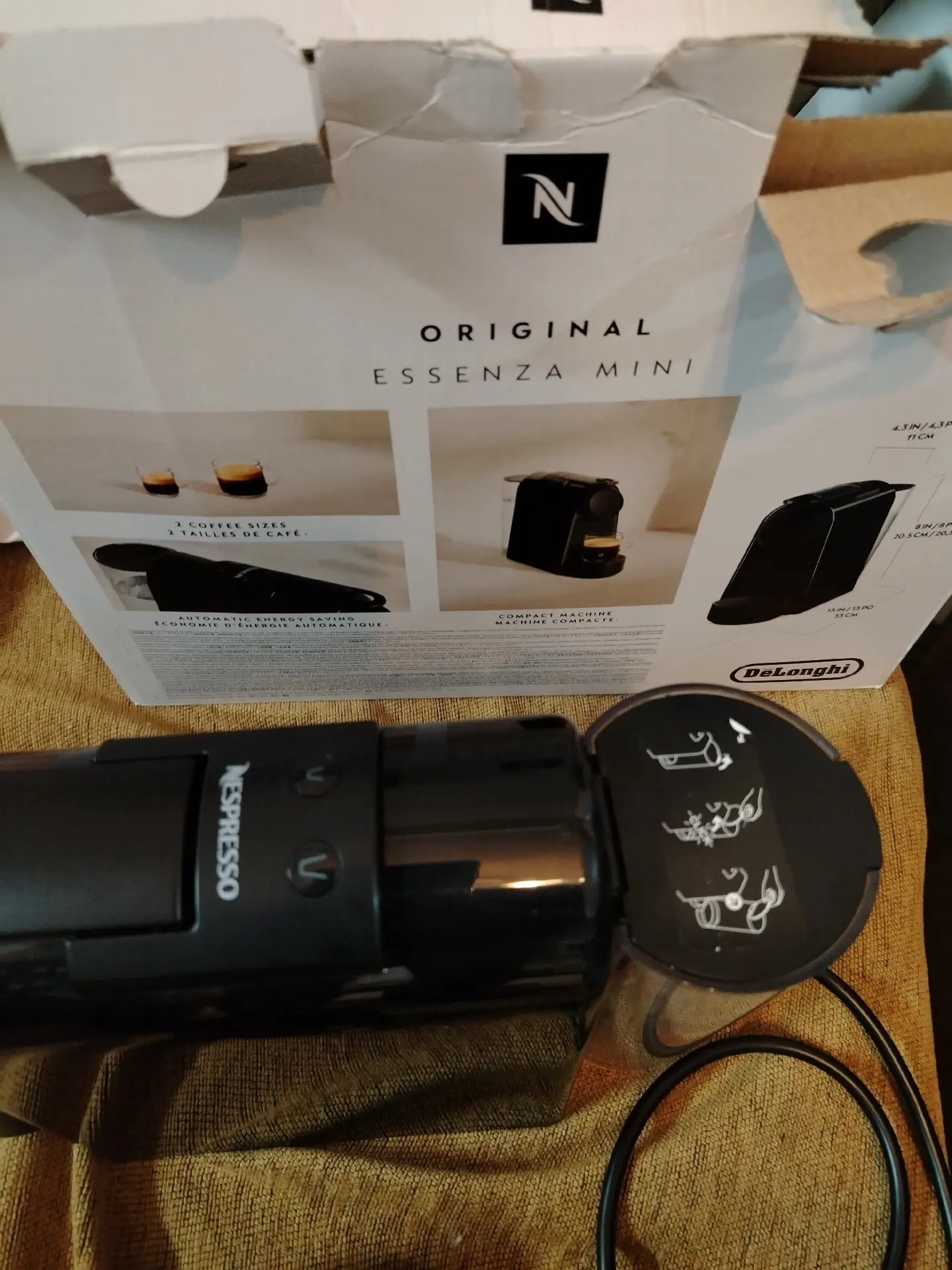 Καφετιέρα Nespresso Essenza Mini DeLonghi – 6