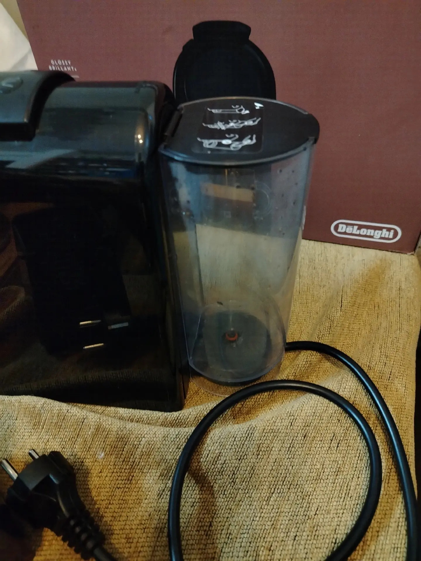 Καφετιέρα Nespresso Essenza Mini DeLonghi – 5