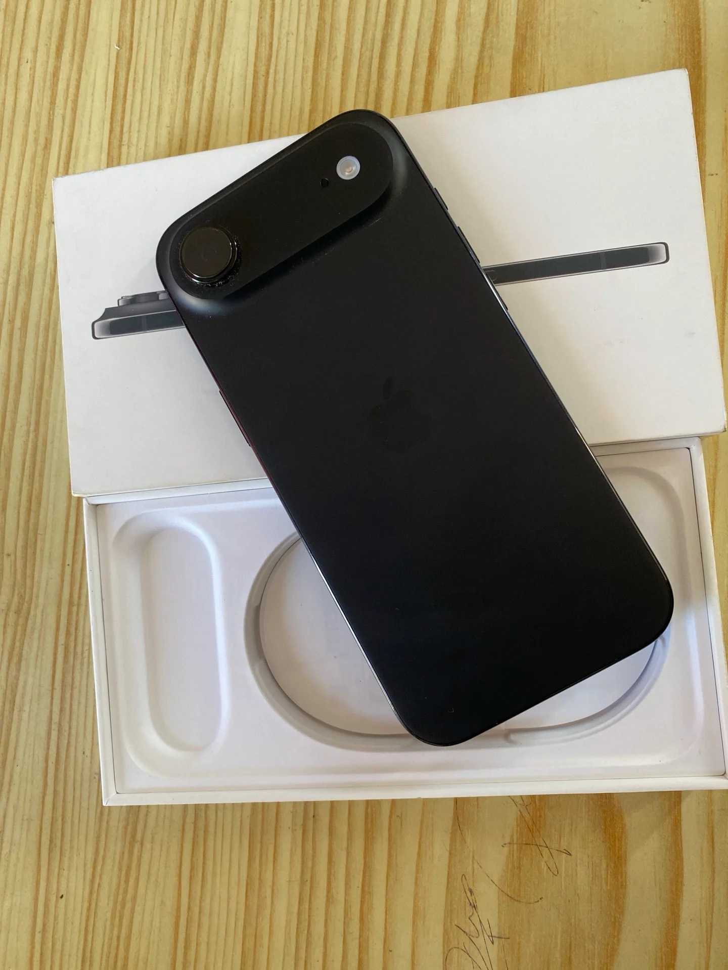 iPhone 17 Air (256) Space Black – 4