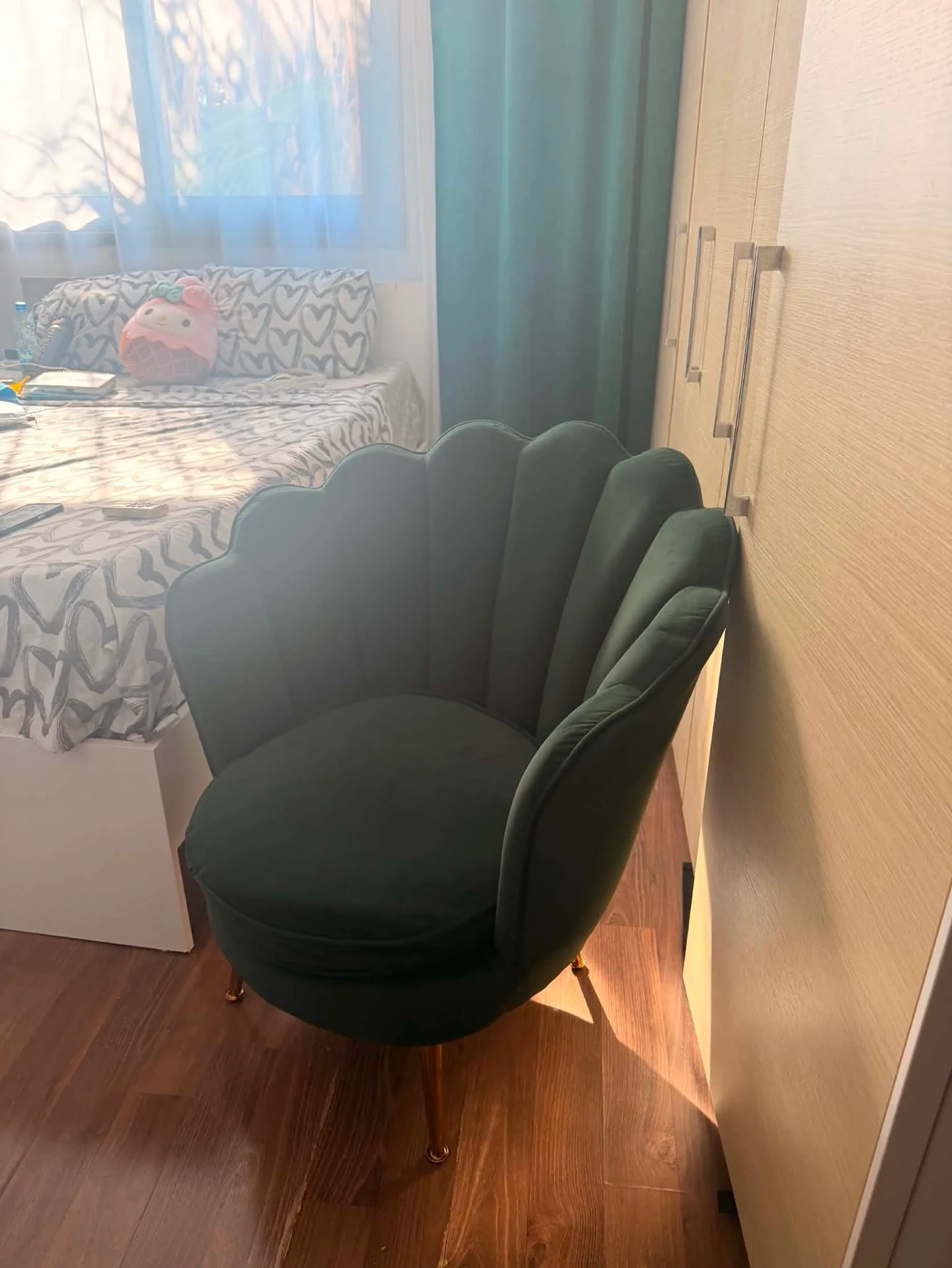 Dark Green Velvet Accent Chair