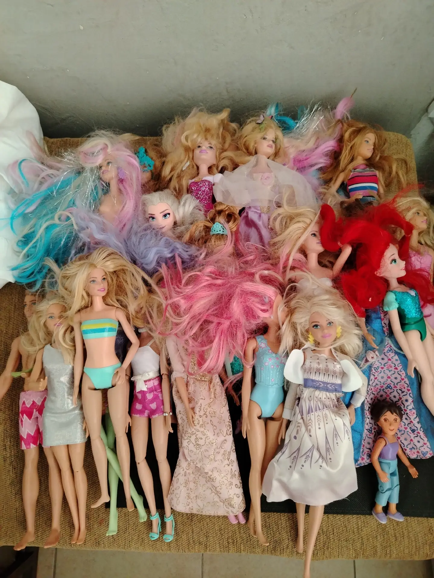 Συλλογή από κούκλες Barbie – 1