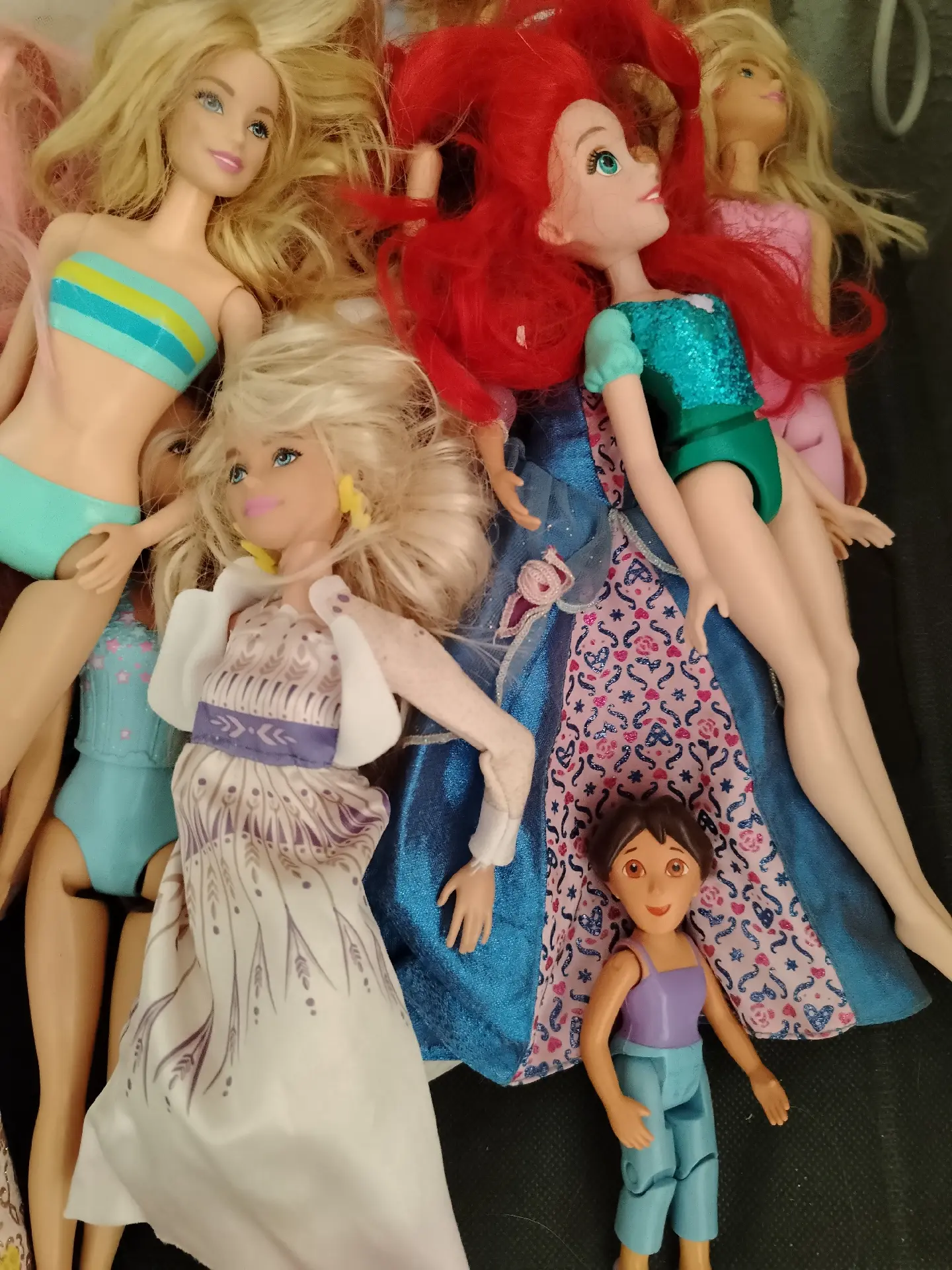 Συλλογή από κούκλες Barbie – 5