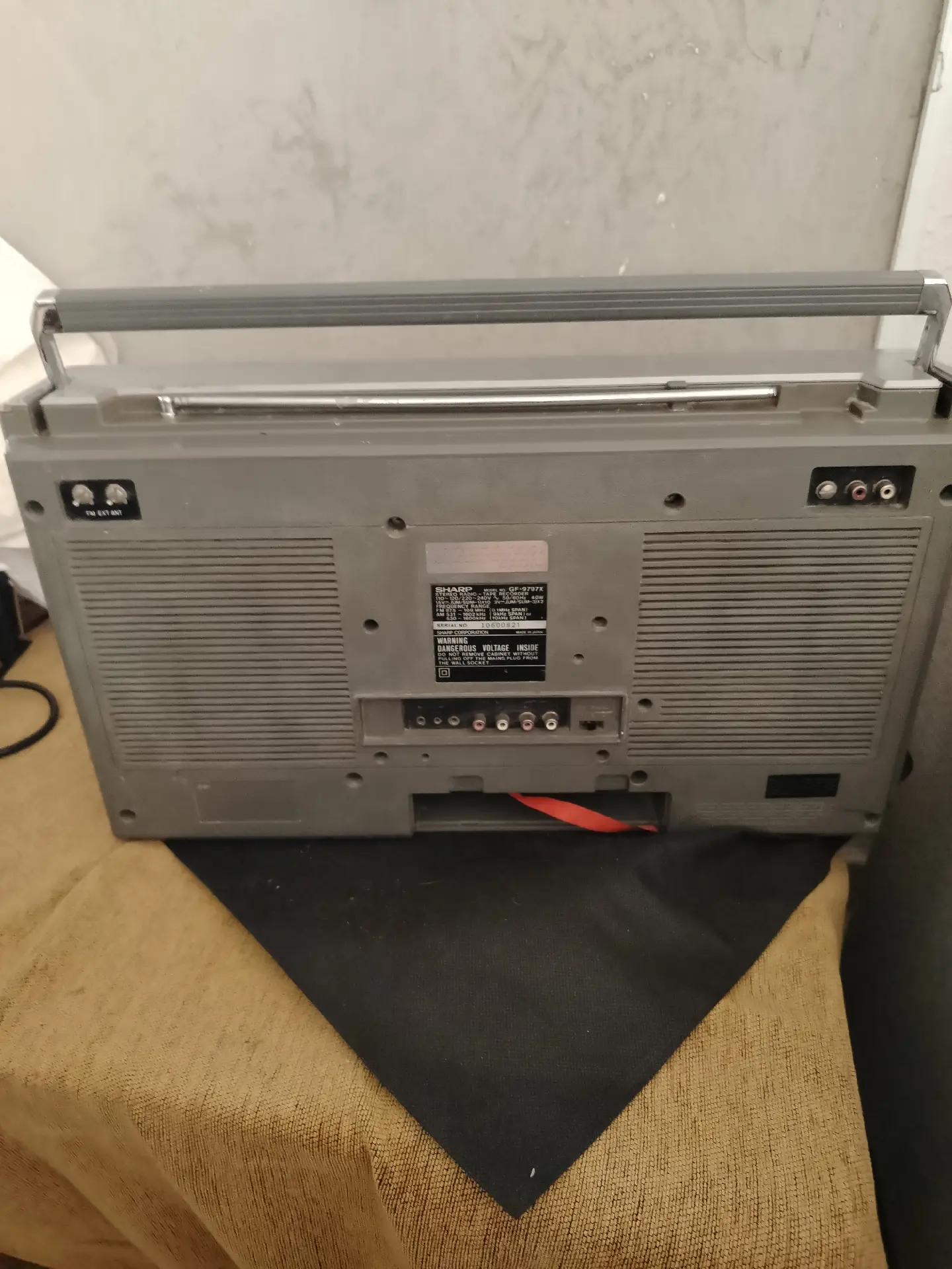 Sharp GF-9797 Radio Cassette Recorder – 3
