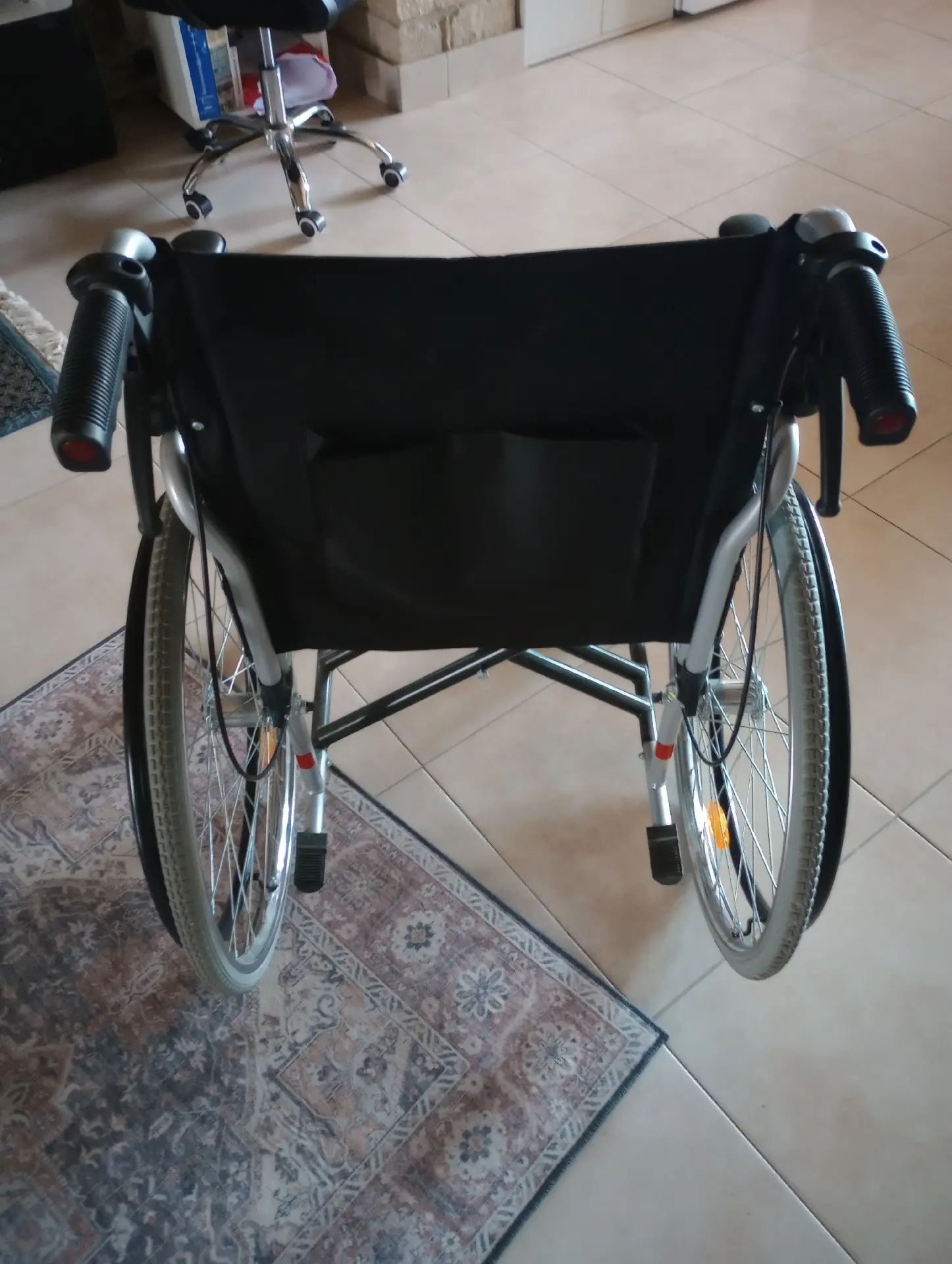 Foldable Wheelchair in Good Condition – 3