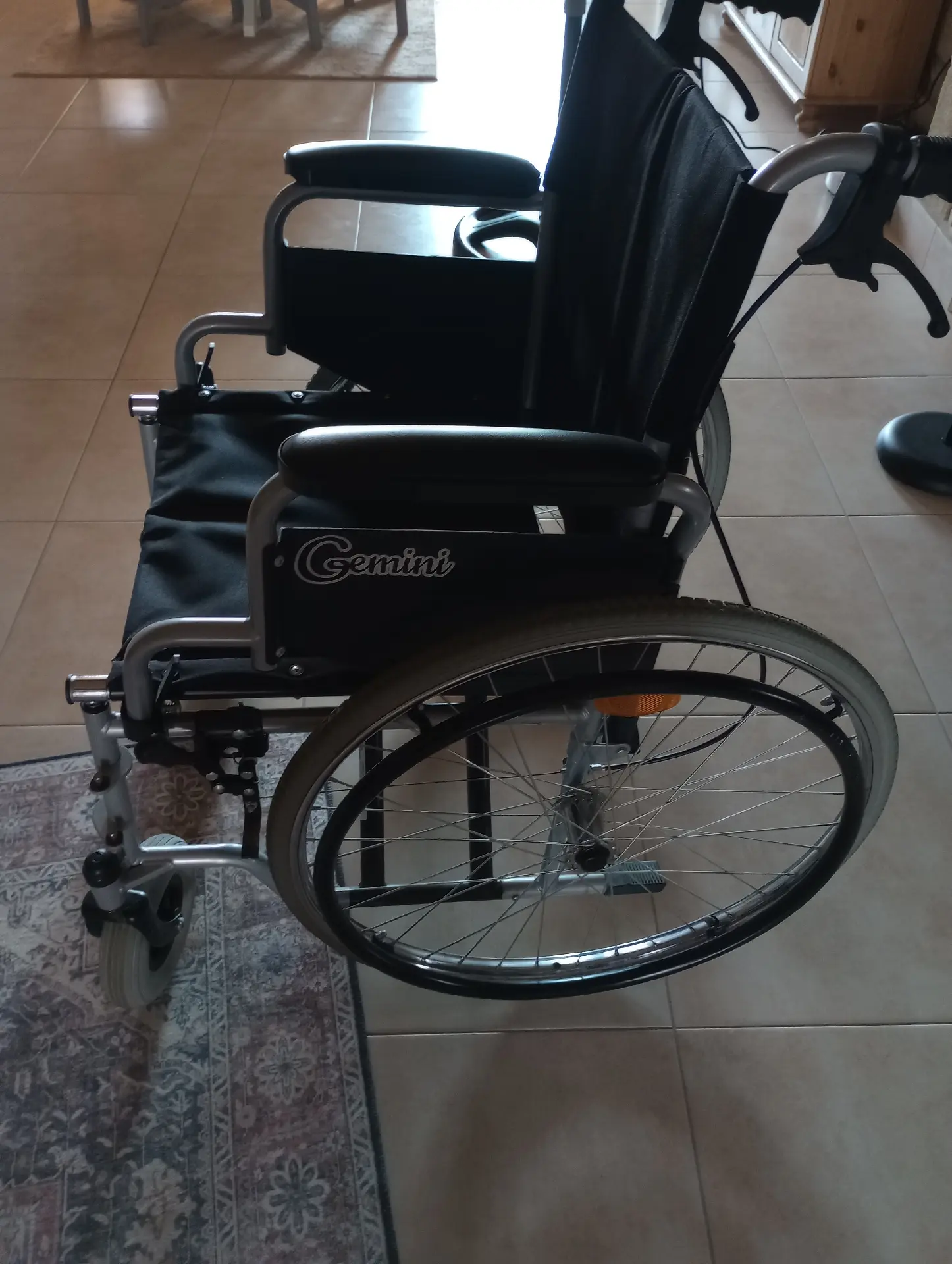 Foldable Wheelchair in Good Condition – 4