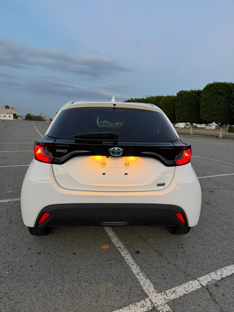 Toyota Yaris Hybrid 2023 – 4