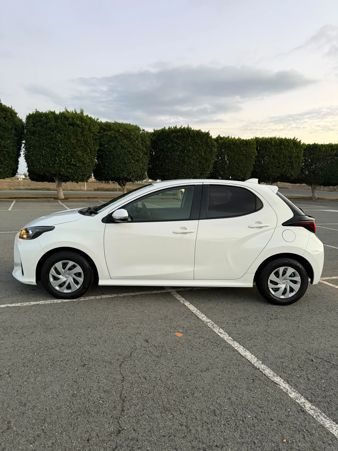 Toyota Yaris Hybrid 2023 – 3