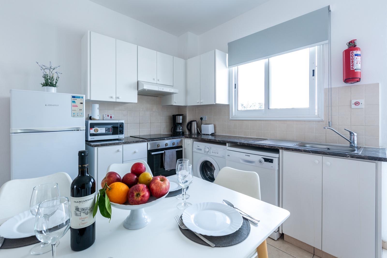 For Rent 2 Bedroom Apartment In Universal, Paphos – 4