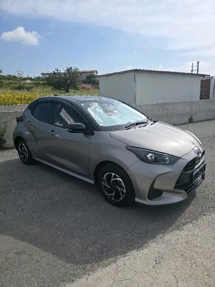 Toyota Yaris – 3