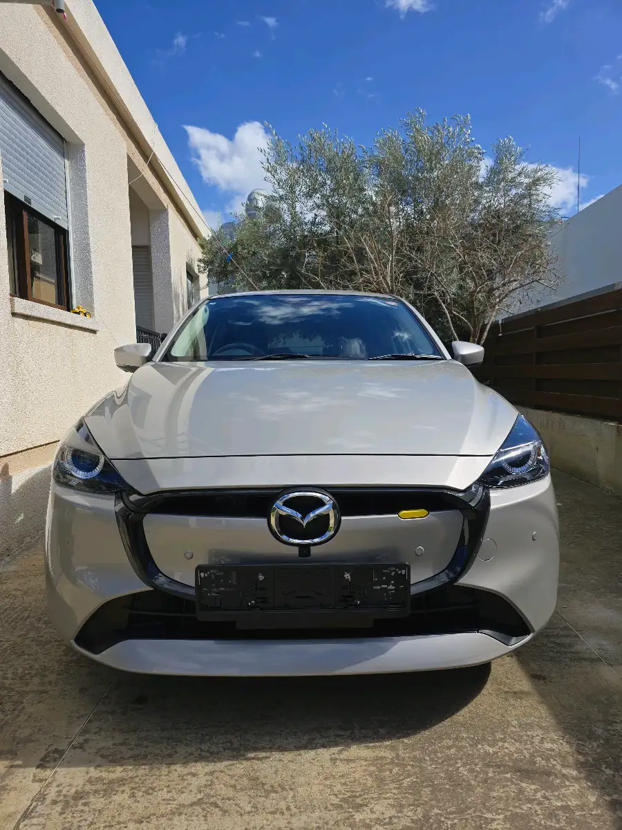 Mazda 2 – 1