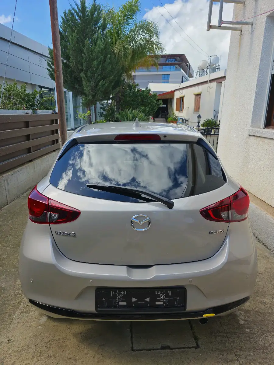 Mazda 2 – 4