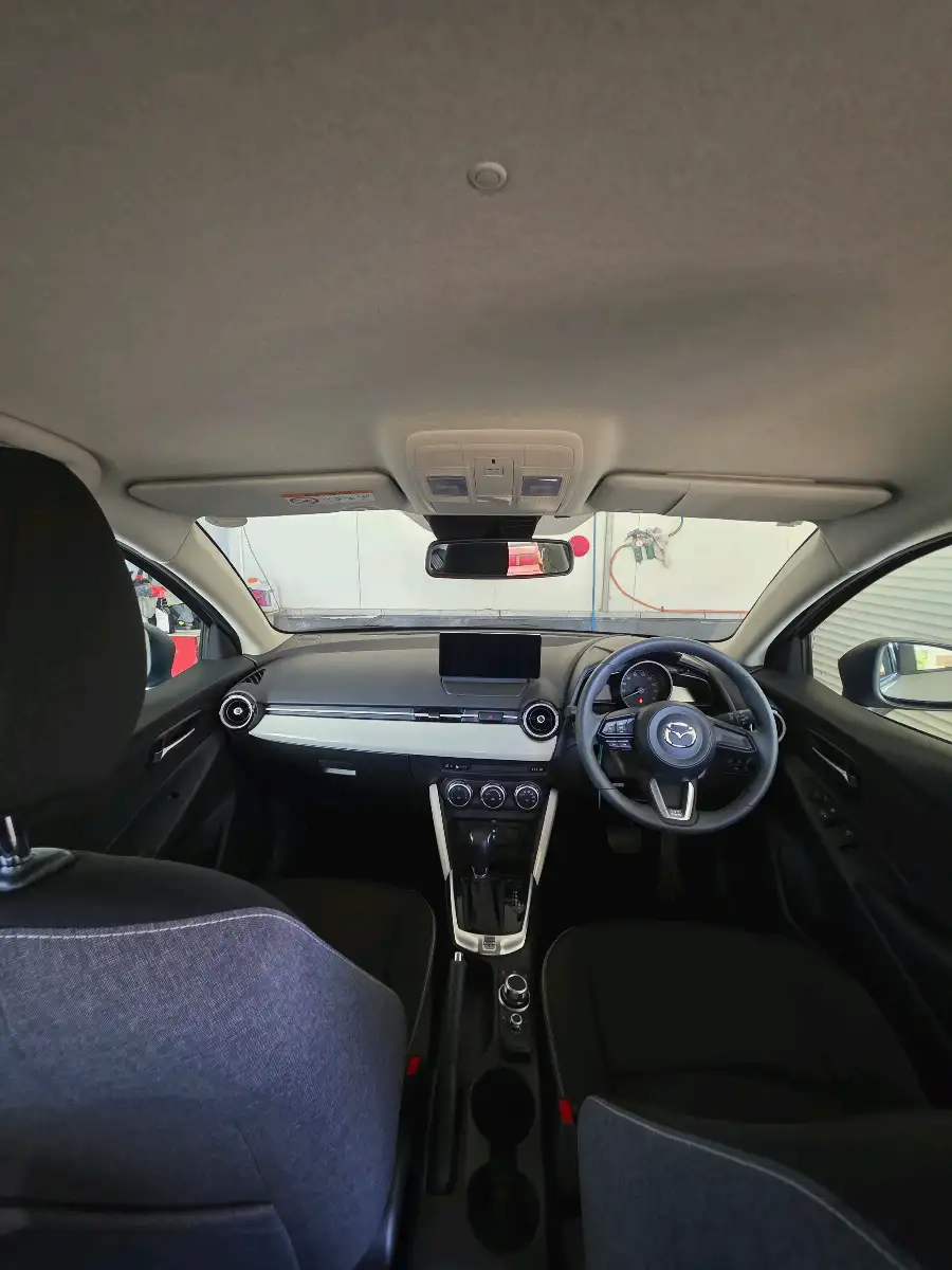 Mazda 2 – 8