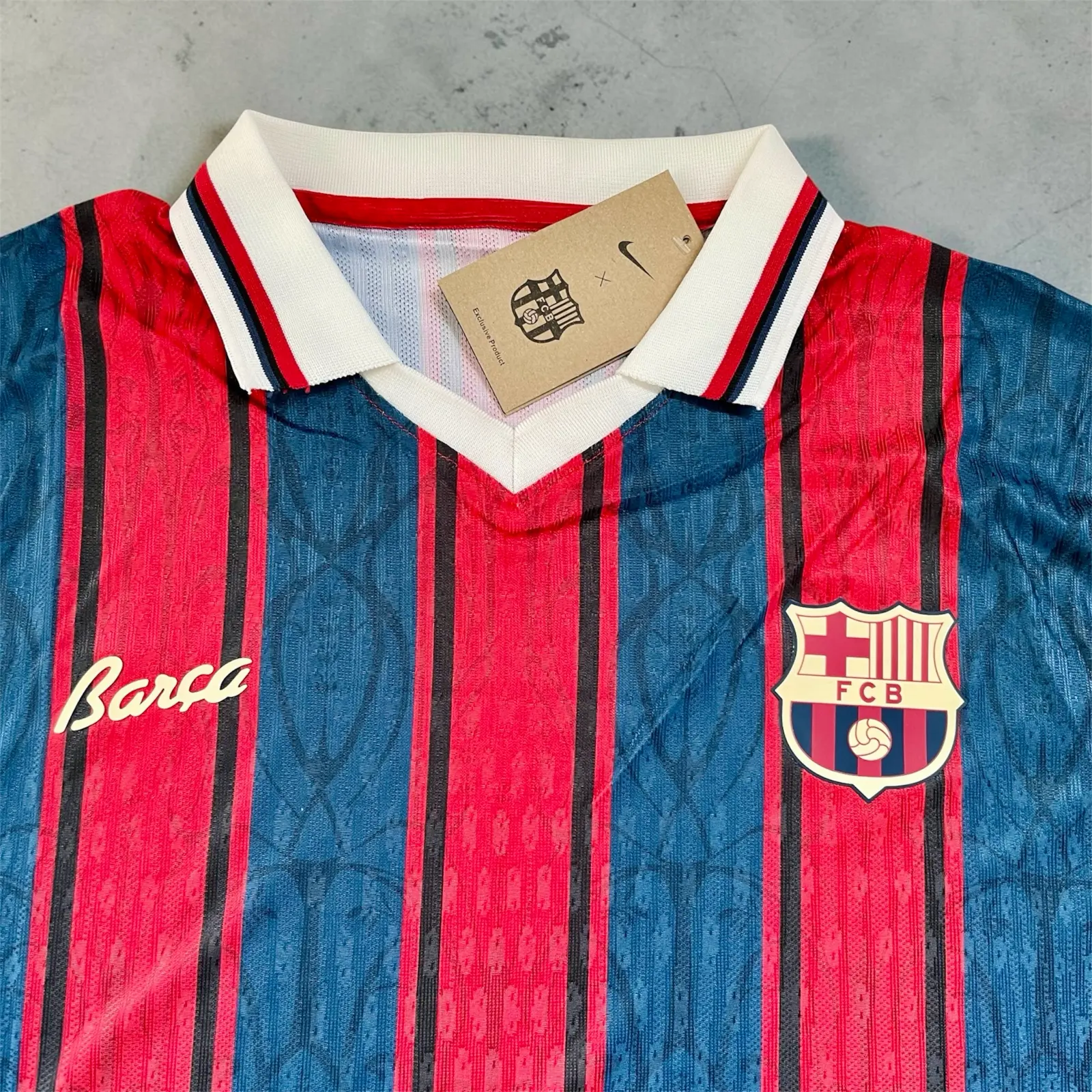 FC Barcelona 1996-1997 Retro Home Jersey – Ronaldo Era Edition – 3